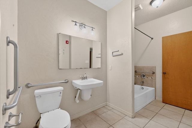 5224 Old Adobe Trail NW, Albuquerque, NM 87120