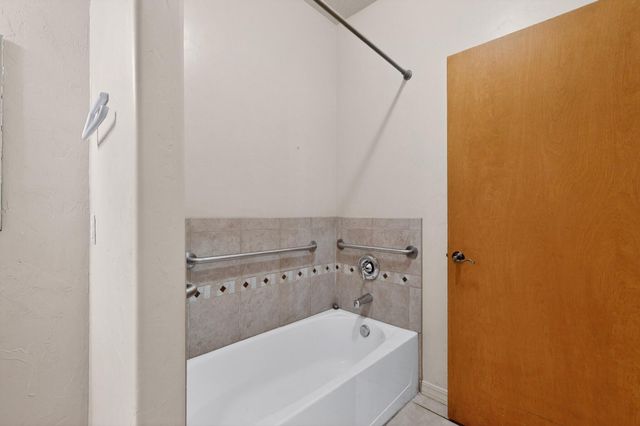 5224 Old Adobe Trail NW, Albuquerque, NM 87120