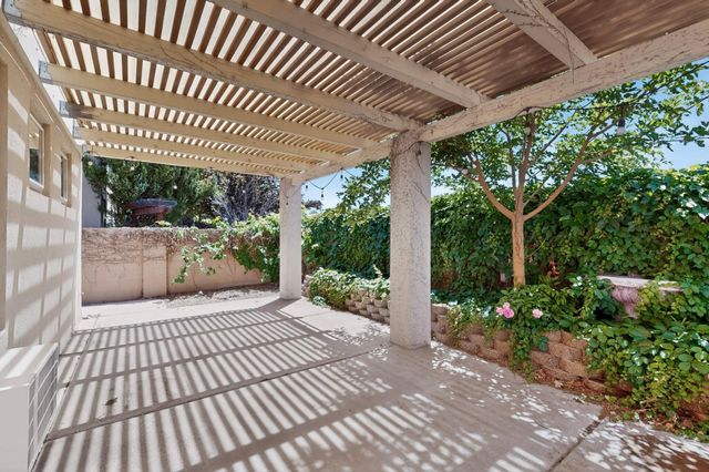 5224 Old Adobe Trail NW, Albuquerque, NM 87120