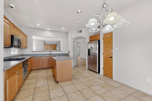 5224 Old Adobe Trail NW, Albuquerque, NM 87120