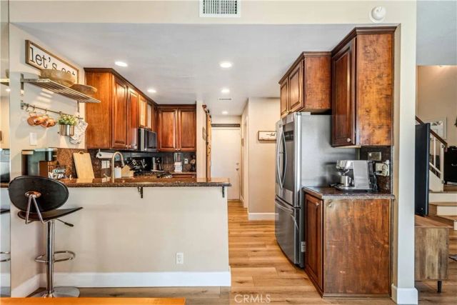 22914 Banyan Place 201, Saugus, CA 91390