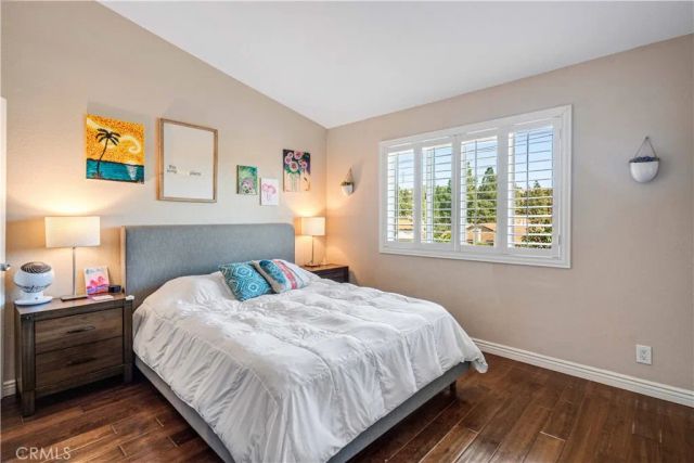 22914 Banyan Place 201, Saugus, CA 91390