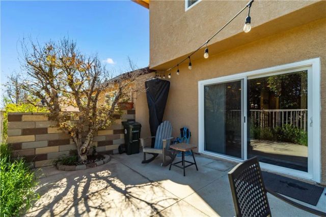 22914 Banyan Place 201, Saugus, CA 91390