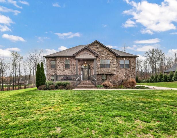1729 Double R Blvd, Clarksville, TN 37042