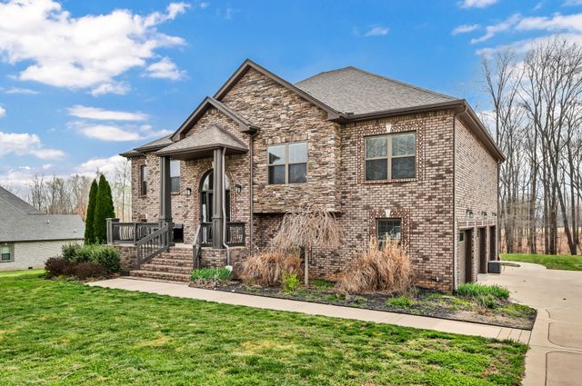 1729 Double R Blvd, Clarksville, TN 37042