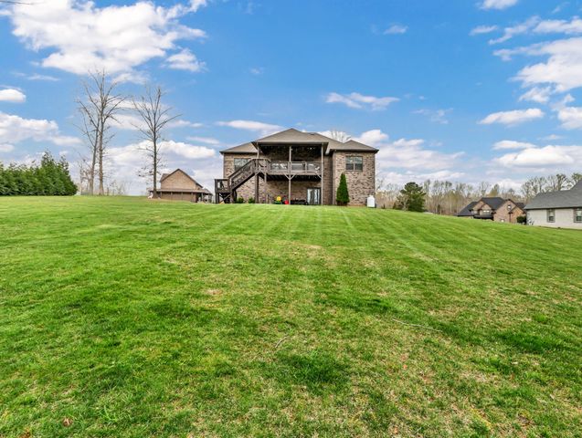 1729 Double R Blvd, Clarksville, TN 37042