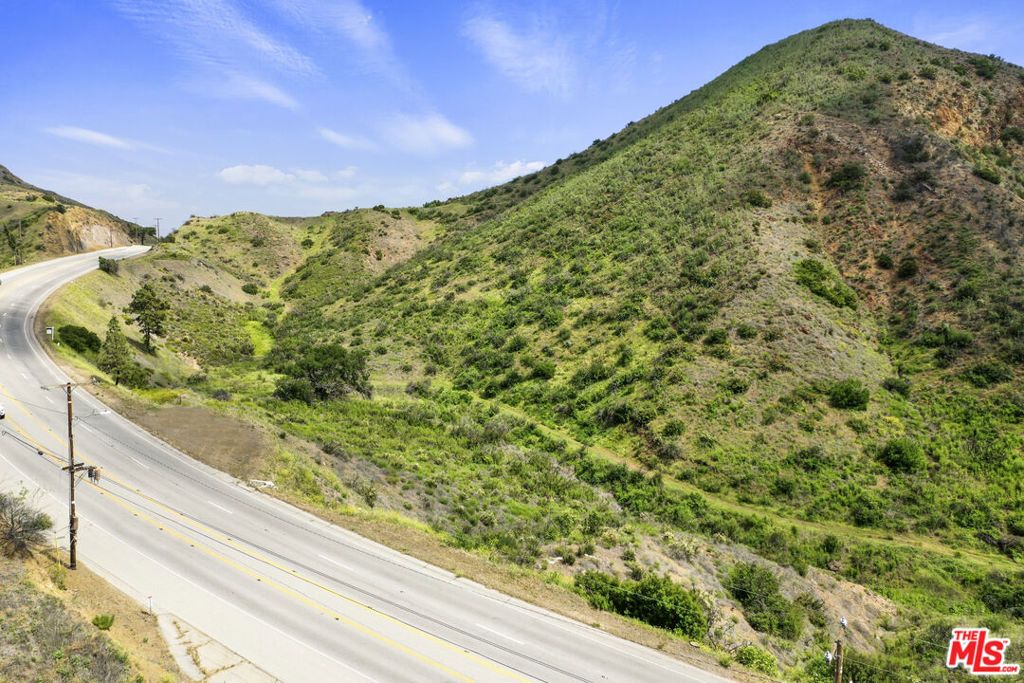 1 Kanan Rd, Agoura Hills, CA 91301 — photo 2