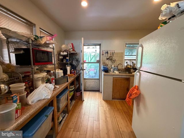 2033 S BONSALL ST, Philadelphia, PA 19145