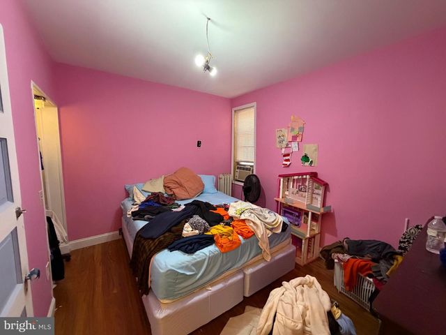 2033 S BONSALL ST, Philadelphia, PA 19145