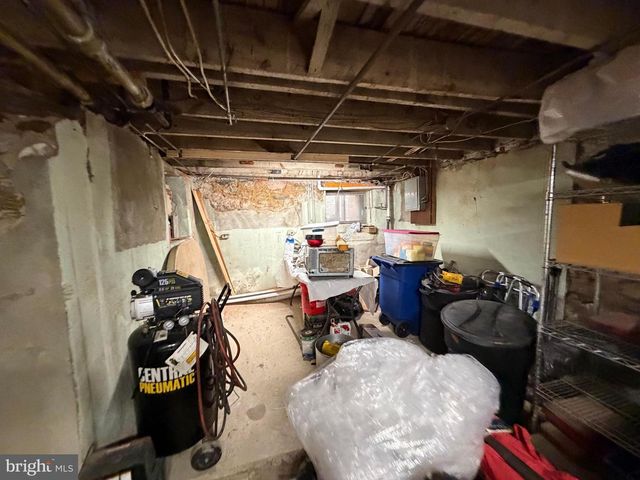 2033 S BONSALL ST, Philadelphia, PA 19145