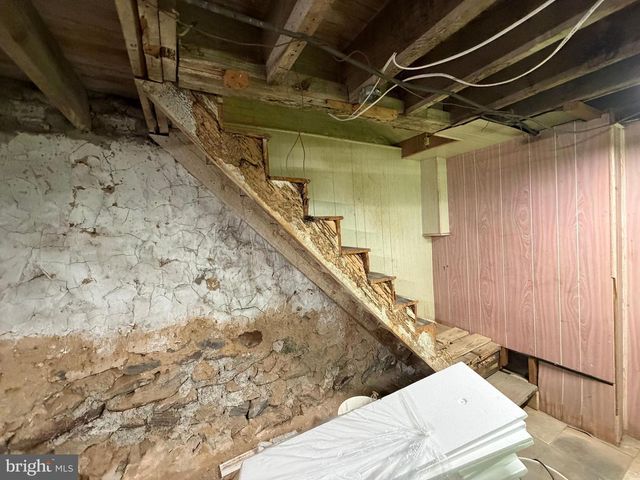 2033 S BONSALL ST, Philadelphia, PA 19145