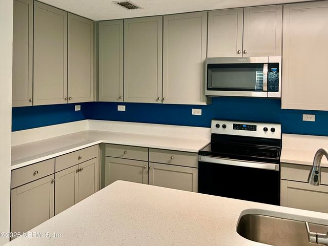 11630 PALLADIO Way, Jacksonville, FL 32218