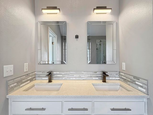 804 W Myra Drive, Nixa, MO 65714