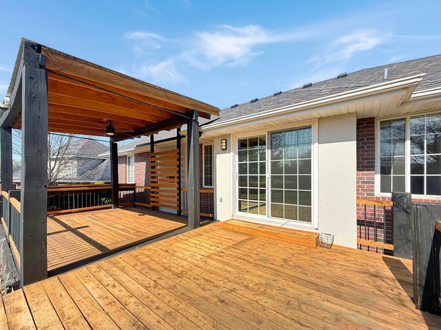 804 W Myra Drive, Nixa, MO 65714