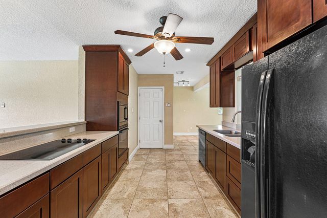 301 SE 3rd Street, Deerfield Beach, FL 33441
