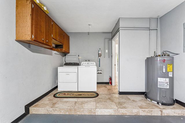301 SE 3rd Street, Deerfield Beach, FL 33441