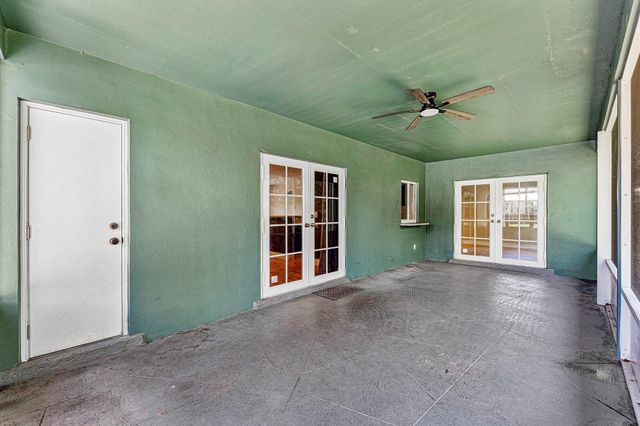 301 SE 3rd Street, Deerfield Beach, FL 33441