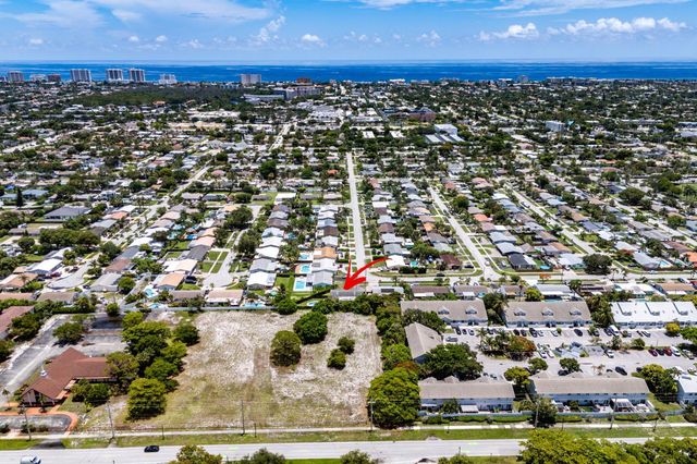 301 SE 3rd Street, Deerfield Beach, FL 33441