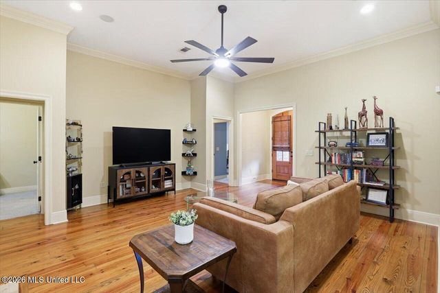 320 Westwood Place, Brandon, MS 39042