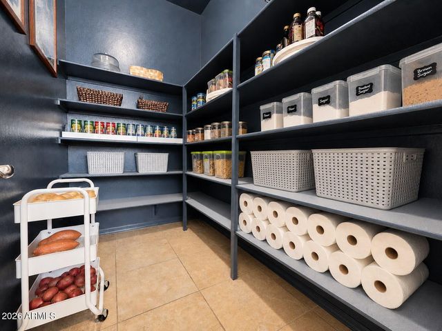1419 E GWEN Street, Phoenix, AZ 85042