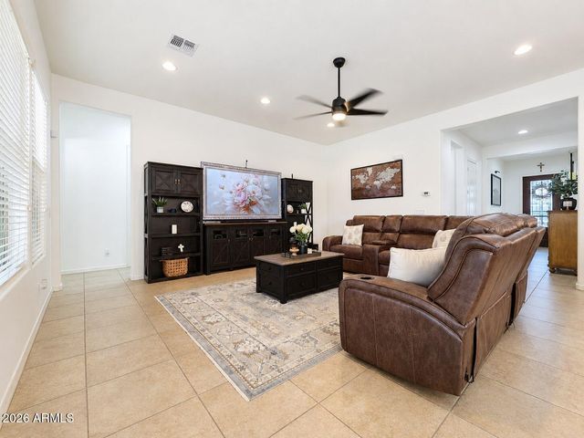 1419 E GWEN Street, Phoenix, AZ 85042