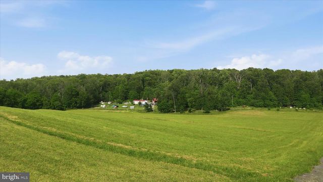 179 ROONEY RD, Hedgesville, WV 25427