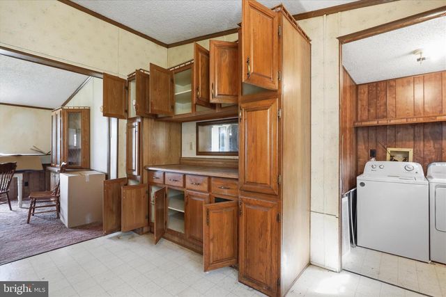 179 ROONEY RD, Hedgesville, WV 25427
