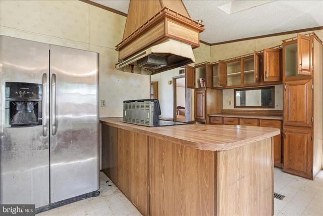 179 ROONEY RD, Hedgesville, WV 25427