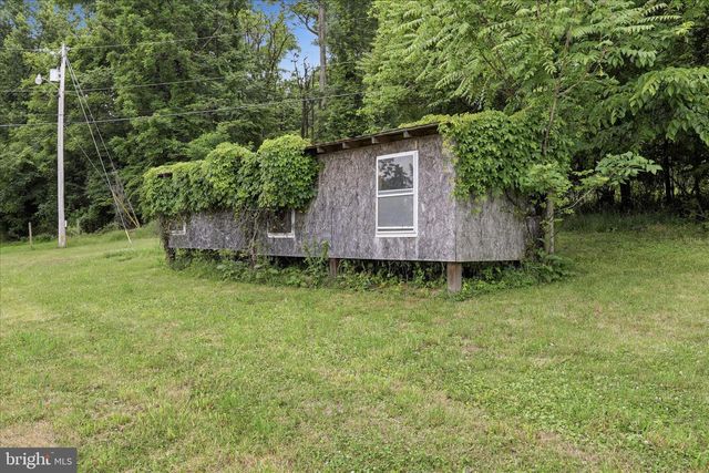179 ROONEY RD, Hedgesville, WV 25427