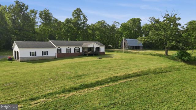 179 ROONEY RD, Hedgesville, WV 25427
