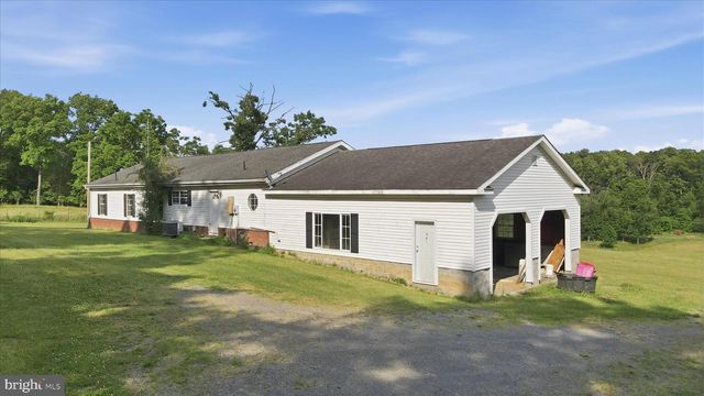 179 ROONEY RD, Hedgesville, WV 25427