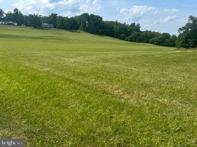 179 ROONEY RD, Hedgesville, WV 25427