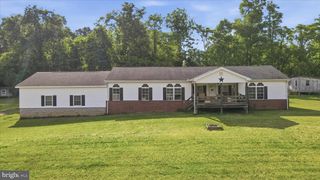 179 ROONEY RD, Hedgesville, WV 25427