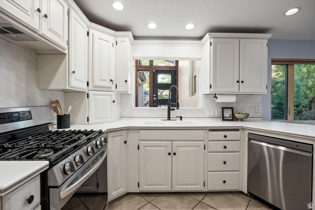 4868 S WALLACE LN, Salt Lake City, UT 84117