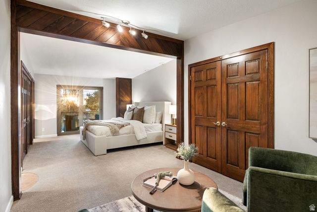 4868 S WALLACE LN, Salt Lake City, UT 84117
