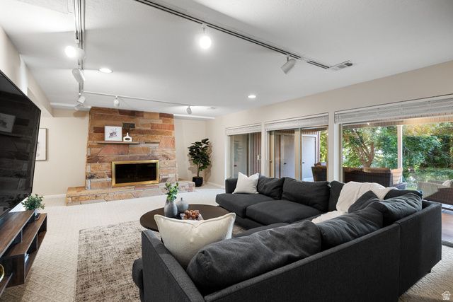 4868 S WALLACE LN, Salt Lake City, UT 84117