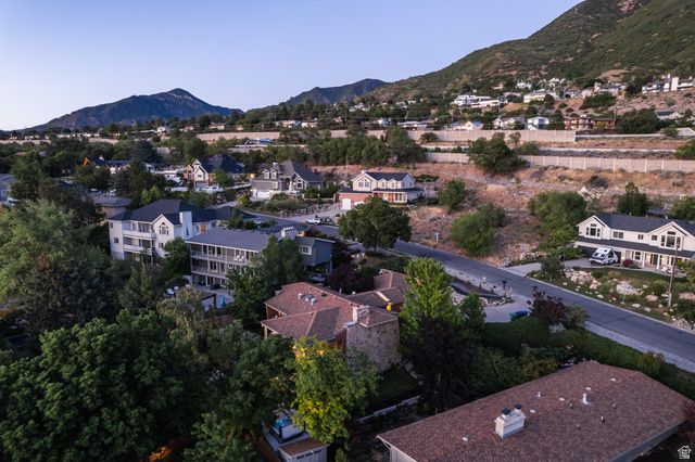 4868 S WALLACE LN, Salt Lake City, UT 84117