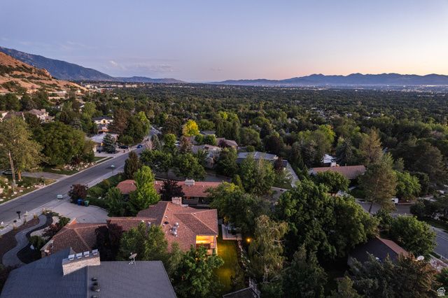 4868 S WALLACE LN, Salt Lake City, UT 84117