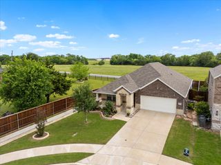 252 Rosewood Drive, Lavon, TX 75166