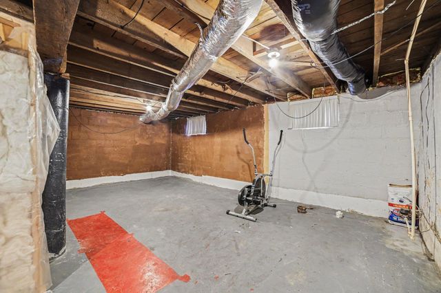 1003 N Linn Street, Bay City, MI 48706