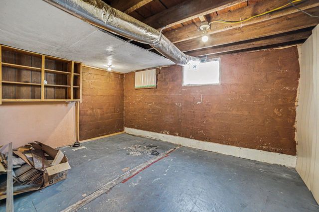 1003 N Linn Street, Bay City, MI 48706
