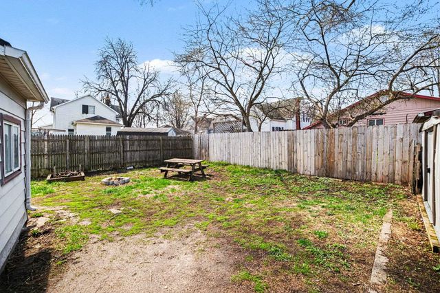 1003 N Linn Street, Bay City, MI 48706