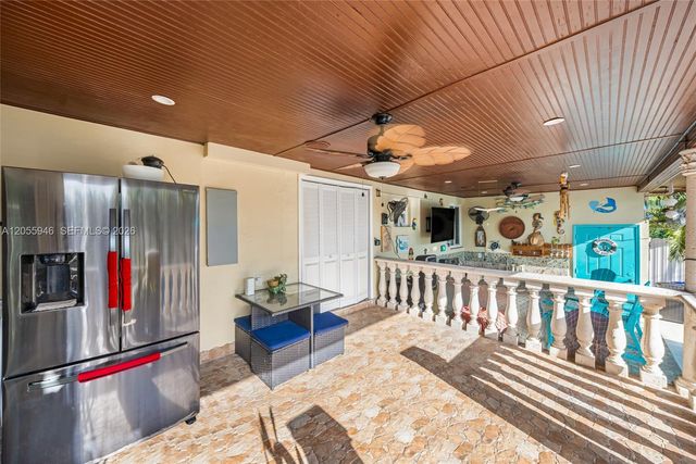 5862 W 2nd Ct, Hialeah, FL 33012