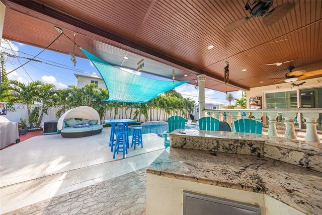 5862 W 2nd Ct, Hialeah, FL 33012