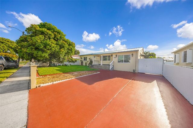 5862 W 2nd Ct, Hialeah, FL 33012
