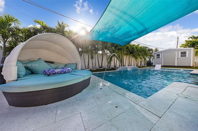 5862 W 2nd Ct, Hialeah, FL 33012