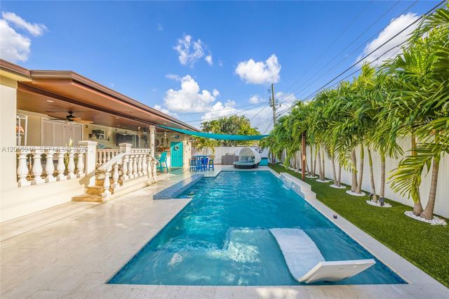 5862 W 2nd Ct, Hialeah, FL 33012