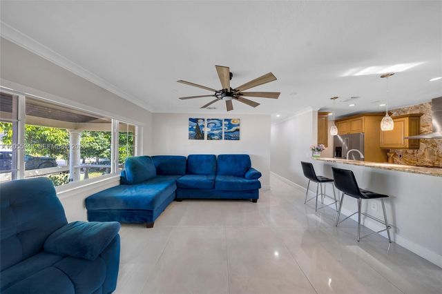 5862 W 2nd Ct, Hialeah, FL 33012