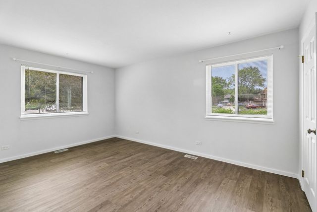 1102 Woodbury Lane D1, Wheeling, IL 60090