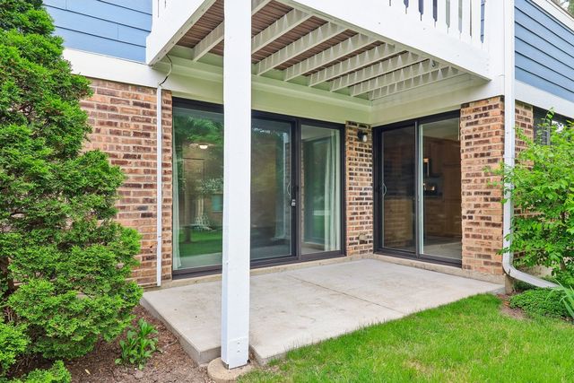 1102 Woodbury Lane D1, Wheeling, IL 60090